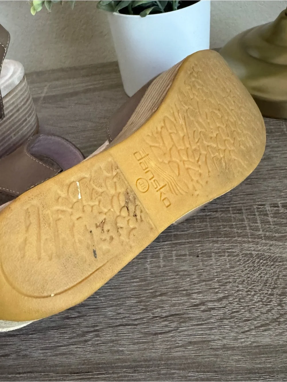 DANSKO | Ta Brown Taupe Leather Platform Sandals with Buckle Size 38 / 7.5
